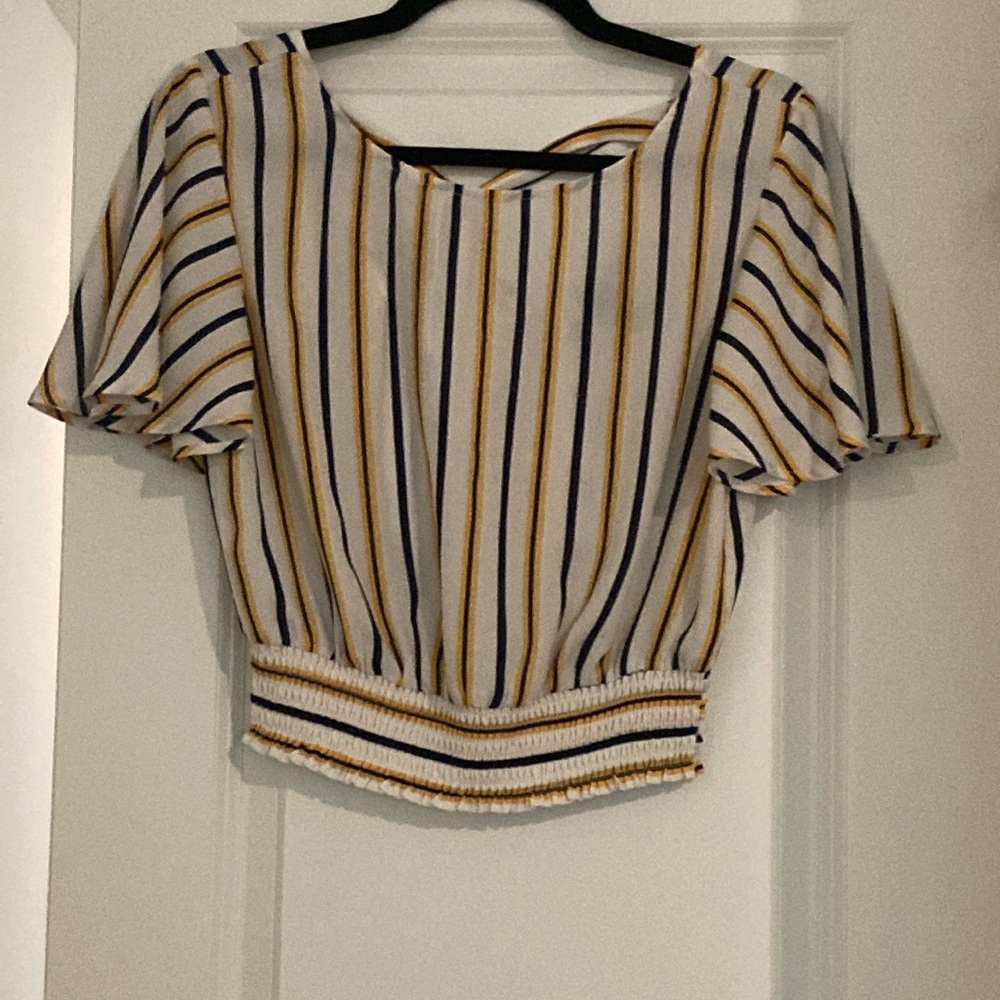 Forever 21 Cream Flutter Sleeve Smocked Blouse Size medium